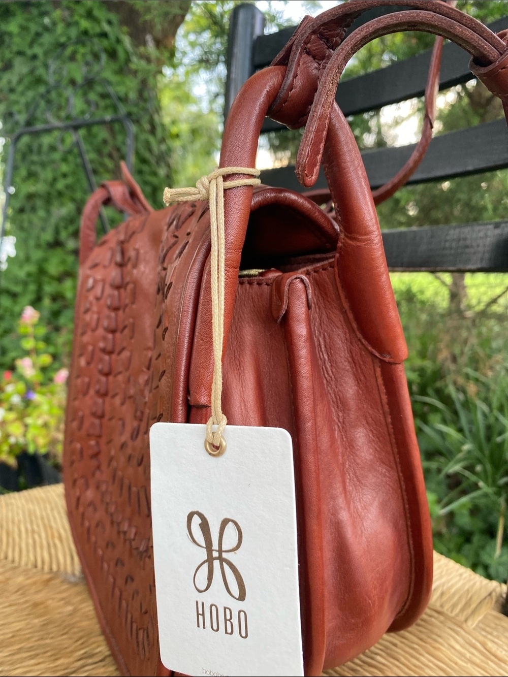 HOBO Kiva Large Crossbody Bag in Chestnut - Picture 2 of 13